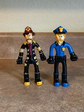 KidKraft Hometown Heroes bendable action figures firefighter & police officer